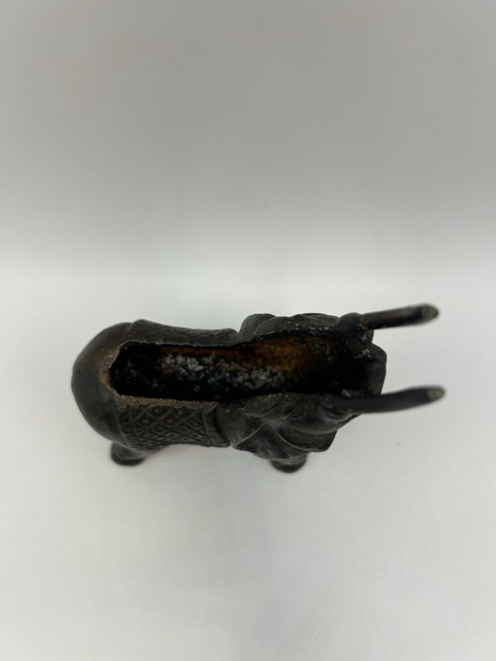 Vintage Heavy Bronze Elephant Trunk Up Open Middle Ash Tray 5“ Paperweight Desk - Picture 3 of 13